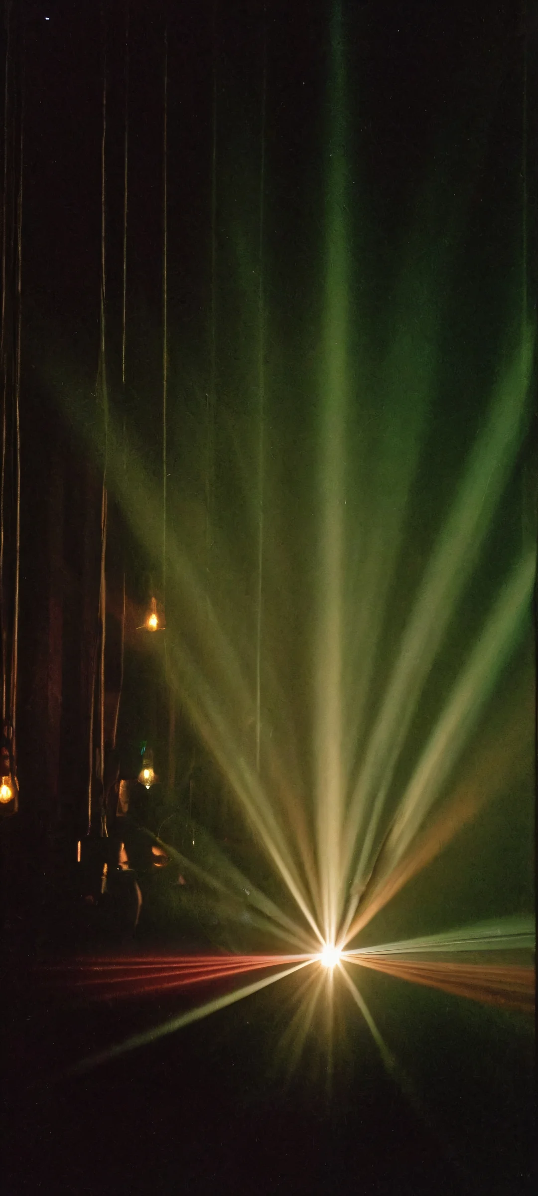 A dark fantasy scene of a seedy nightclub at night with flashlights and neon lights. iPhone用に完全に最適化, サムスンギャラクシー, と Android のホーム画面.